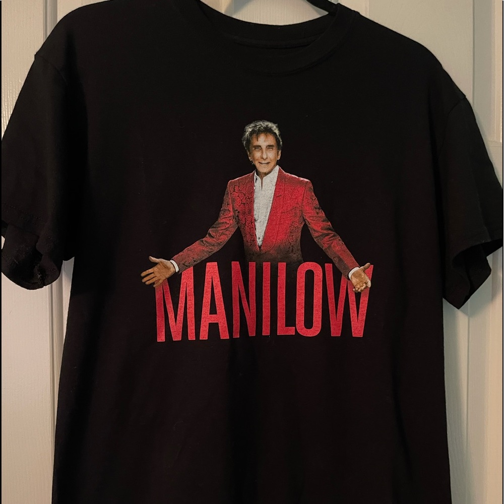 barry manilow official tour shirt